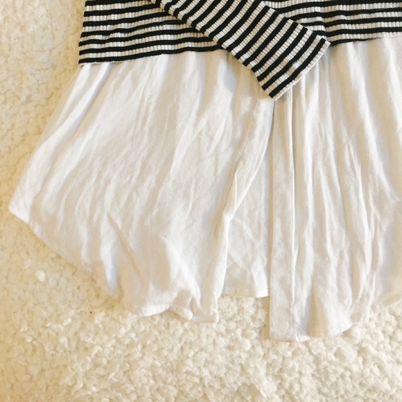 BKE Red B/W Striped Top - Picture 6 of 9